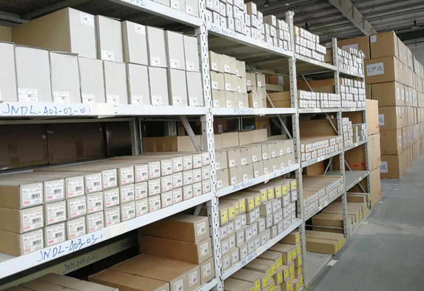 1697443633164105.jpg 仓库.jpg